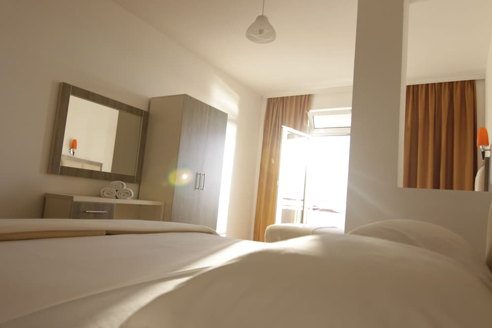 Premium Apartment, 2 Bedrooms, Beach View