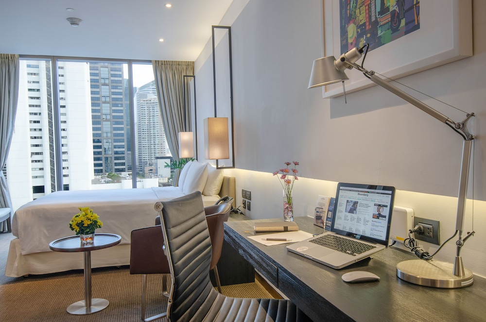 Club 10 (Lounge Access) - Photo 3
