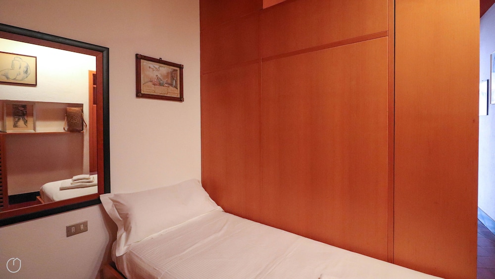 Apartment (2 Bedrooms) photo 3