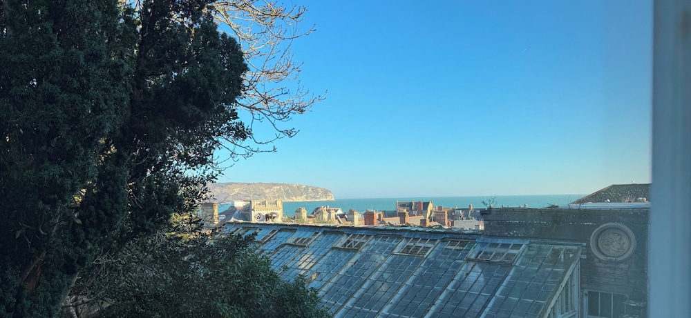 Classic Double Room, Partial Sea View photo 3