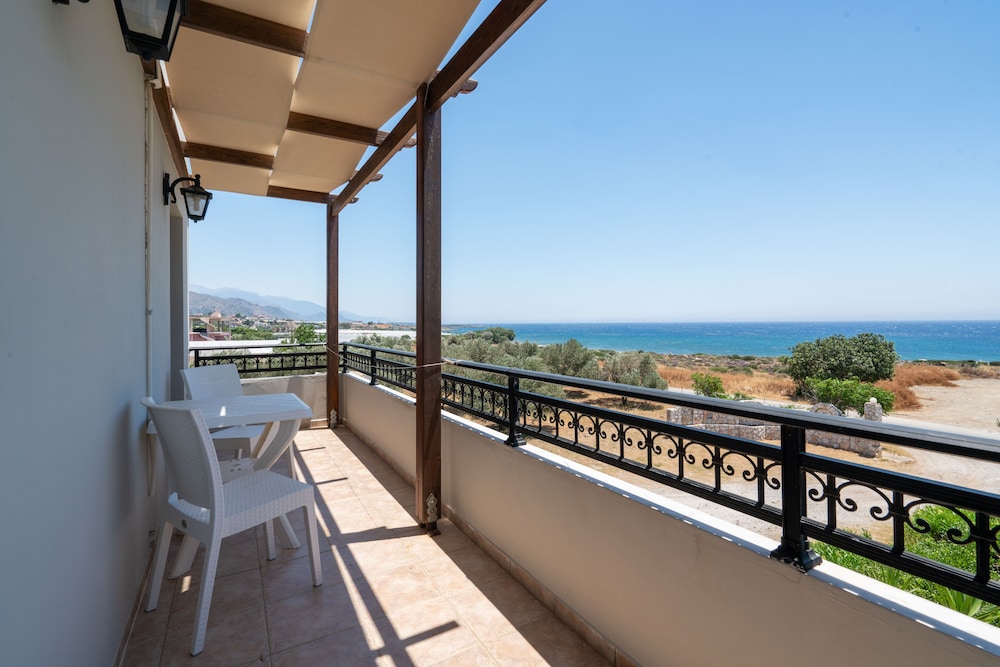 Family Apartment, Sea View - Photo 14