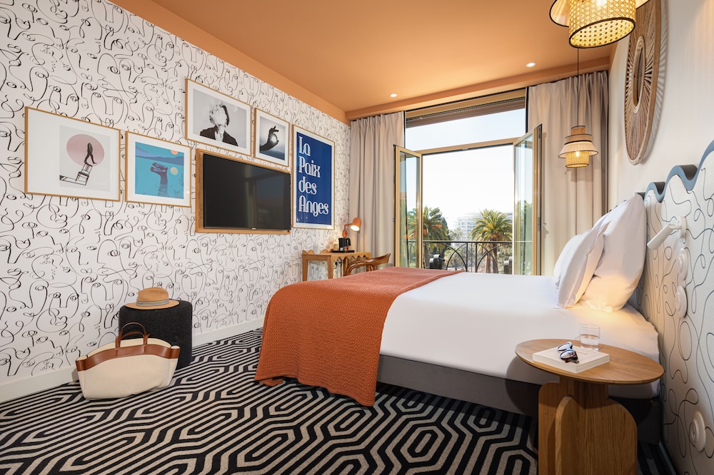 Superior Room, Sea View thumbnail 5