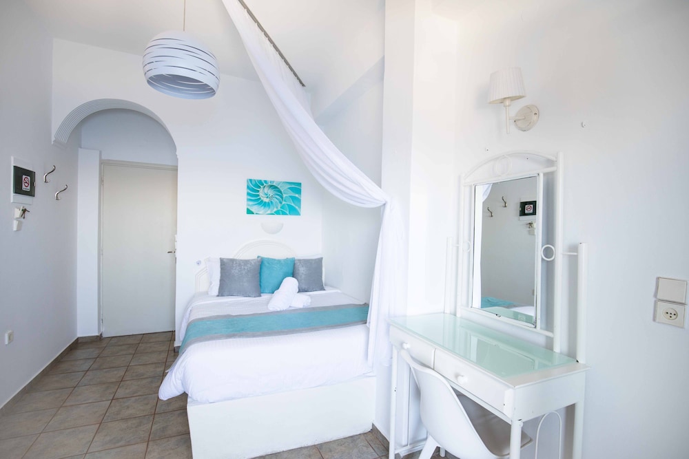 Double Room (Panoramic View) - Photo 4