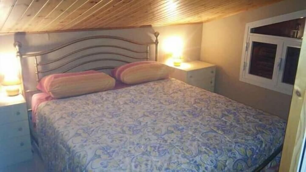 Double Room, Shared Bathroom (n° 2) photo 2