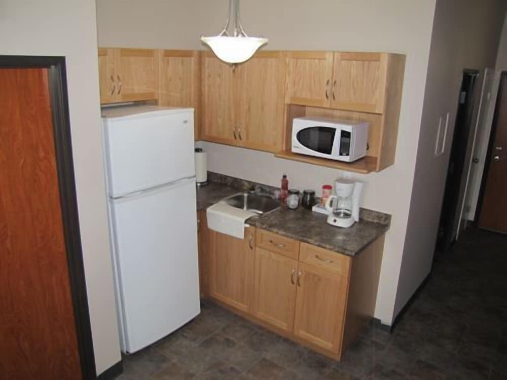 Studio, 1 Twin Bed, Shared Bathroom photo 2