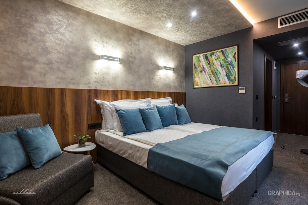 Deluxe Double Room, Balcony photo 2