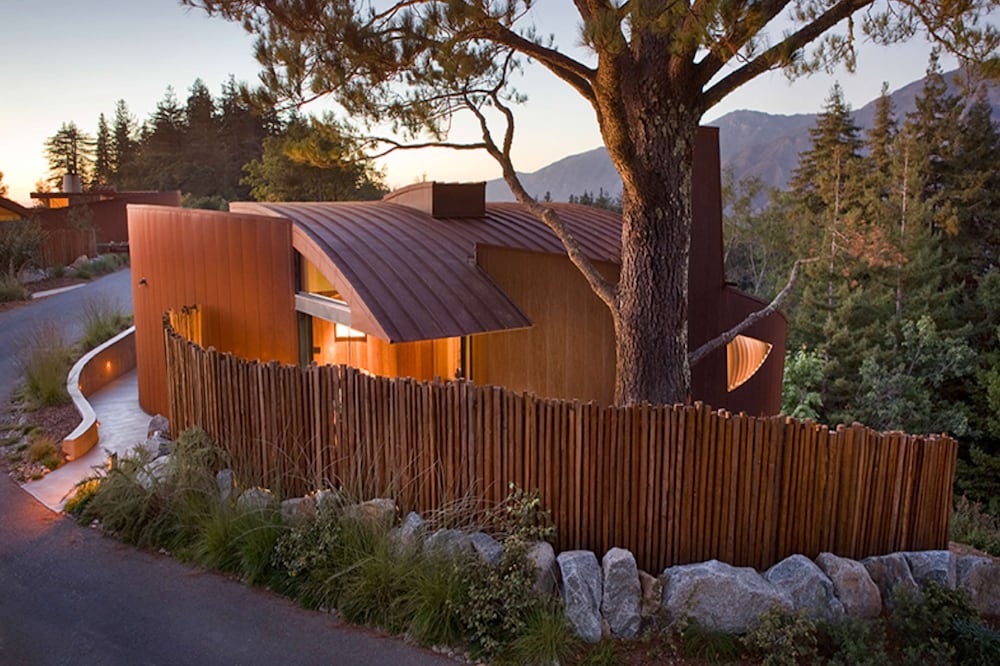 Peak House photo 2