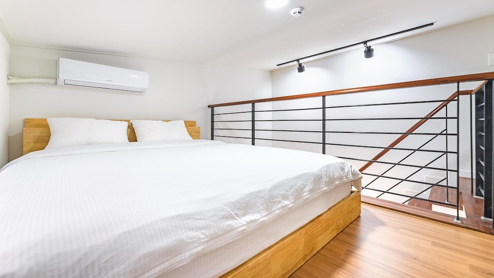 Basic Room, 1 Bedroom (303 (ocean view)) - Photo 7