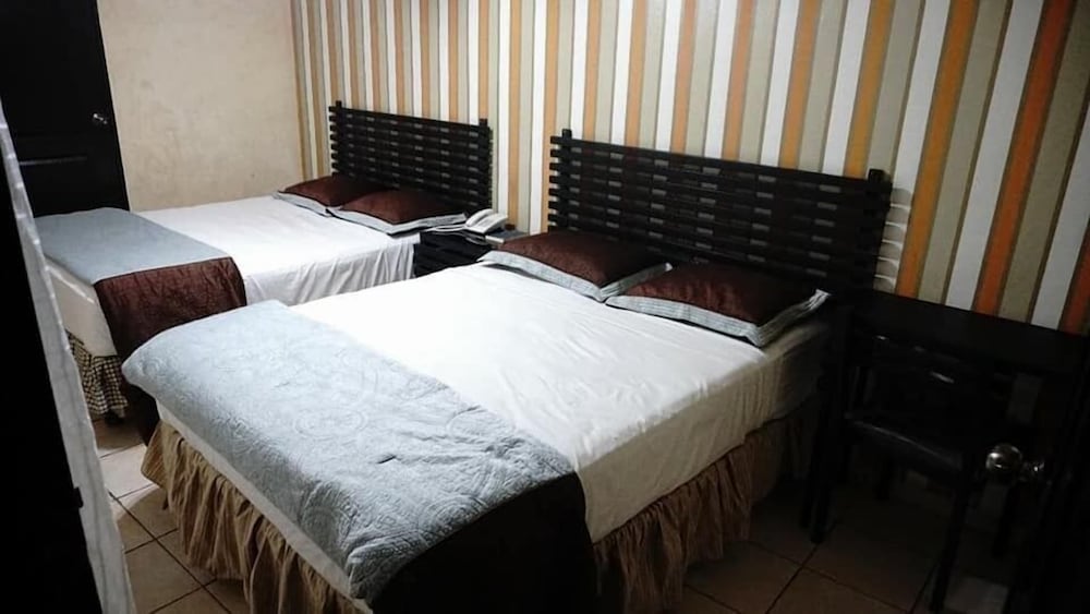 Standard Triple Room, Multiple Beds photo 2