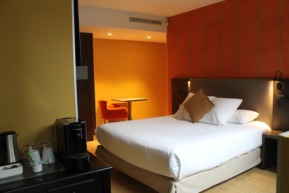 Comfort Room, 1 Queen Bed, Accessible, Non Smoking photo 3