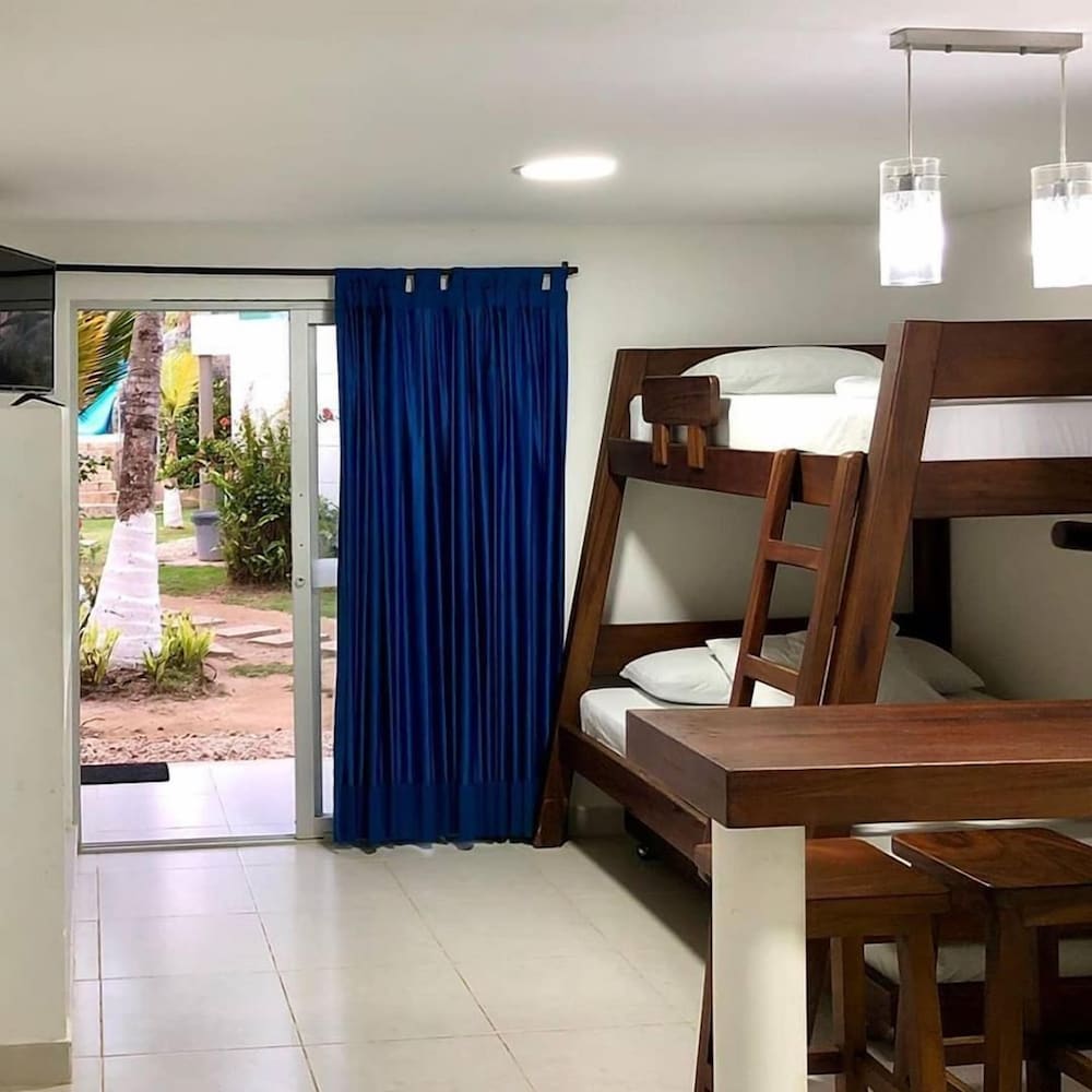 Traditional Apartment (8 Pax)