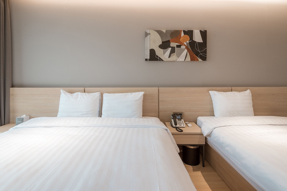 Family Twin Room (1 Room) - Photo 4