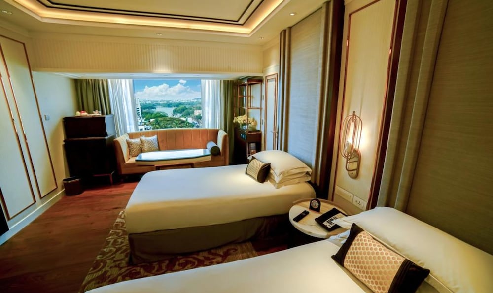 Deluxe Room, 2 Twin Beds, City View - Photo 4