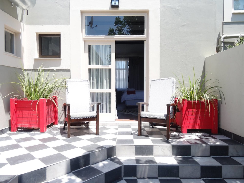 Room (Self Catering) photo 2