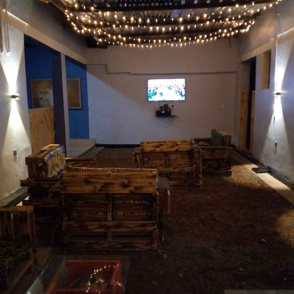 Single Room - Photo 2