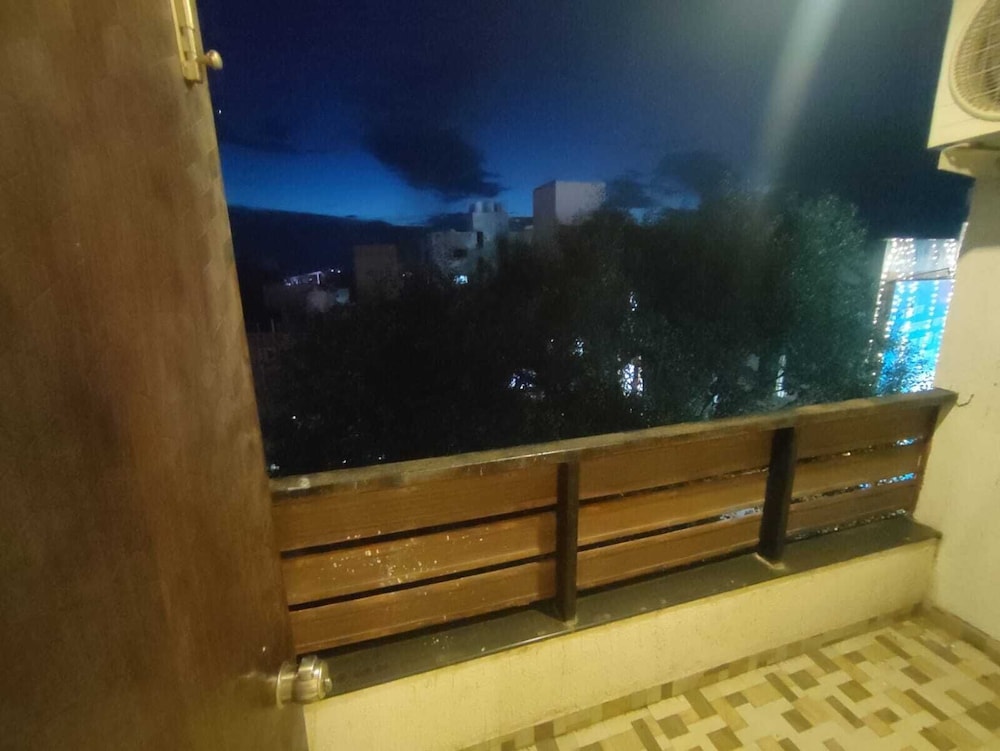 Deluxe Room, Balcony photo 2