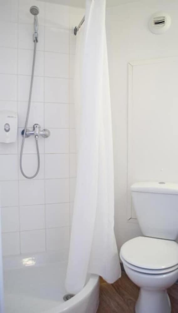 Standard Room double/ triple - Photo 4