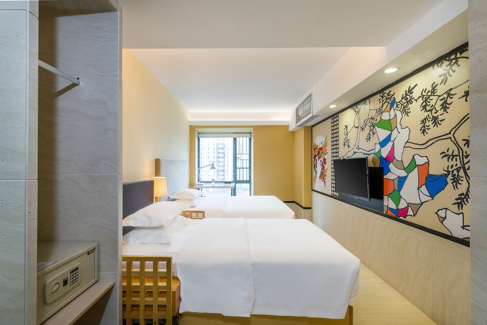 Superior Twin Room photo 2