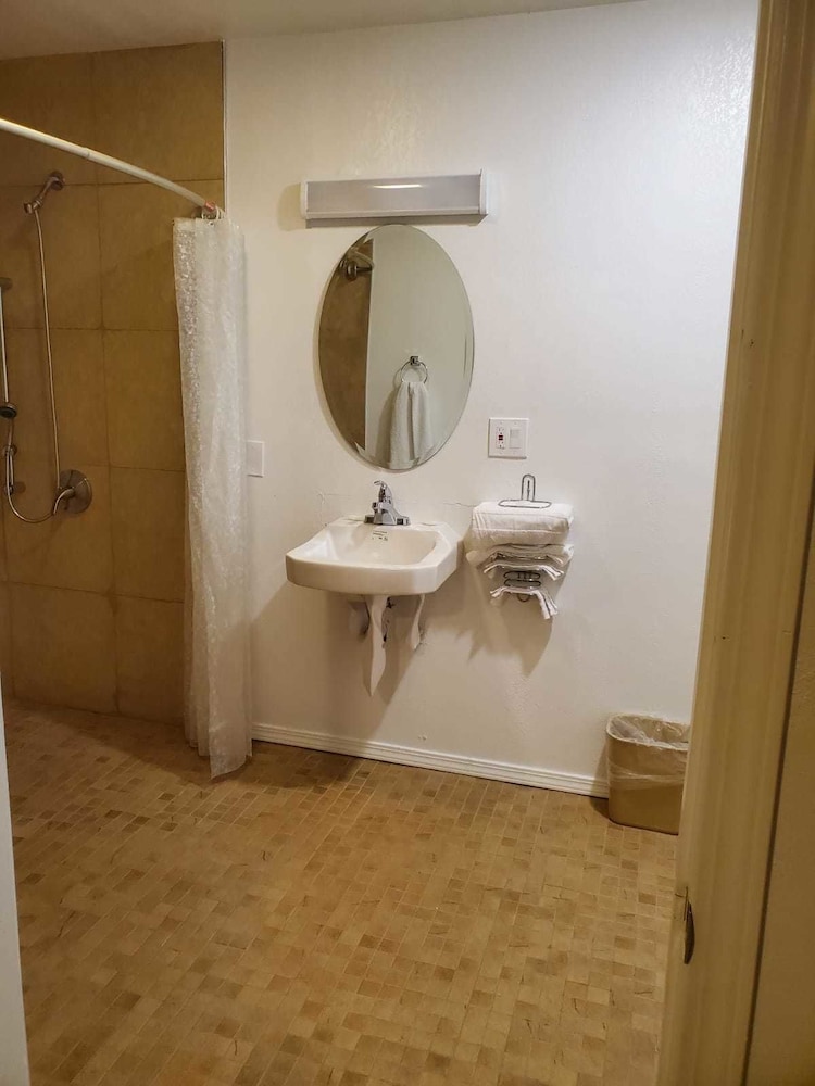 Colton Motel, Zdjęcie 5