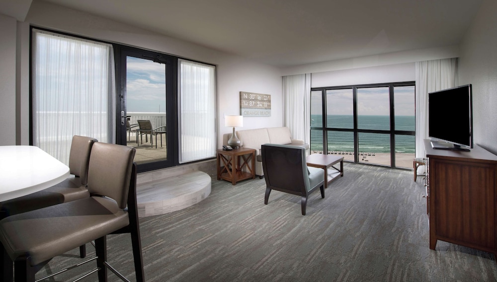 Suite, 1 King Bed, Non Smoking, Corner