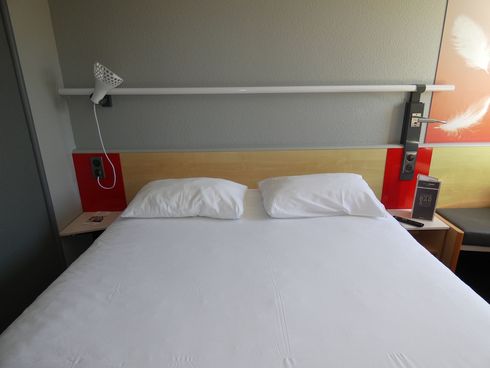 Standard Room, 1 Double Bed - Photo 4
