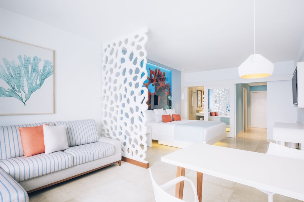 Junior Suite, Oceanfront (Panoramic) - Photo 5