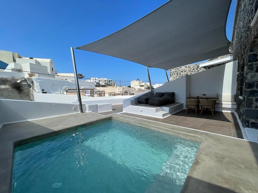 Cave two-bedroom Suite with jacuzzi - Photo 2