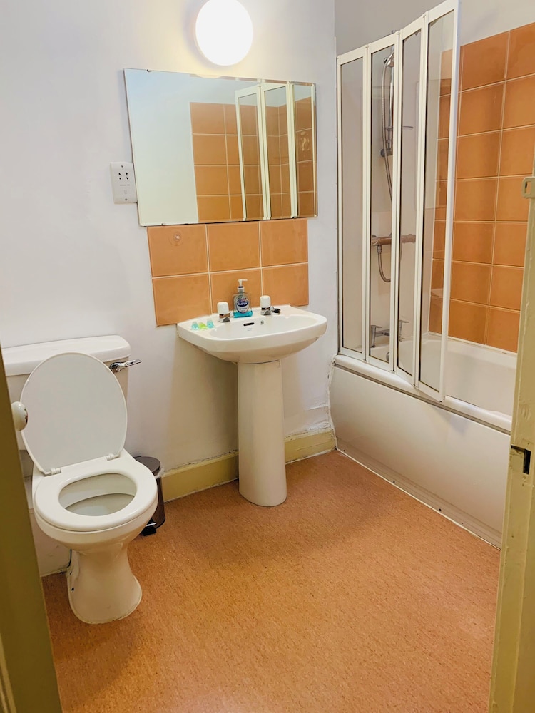 Single Room photo 3