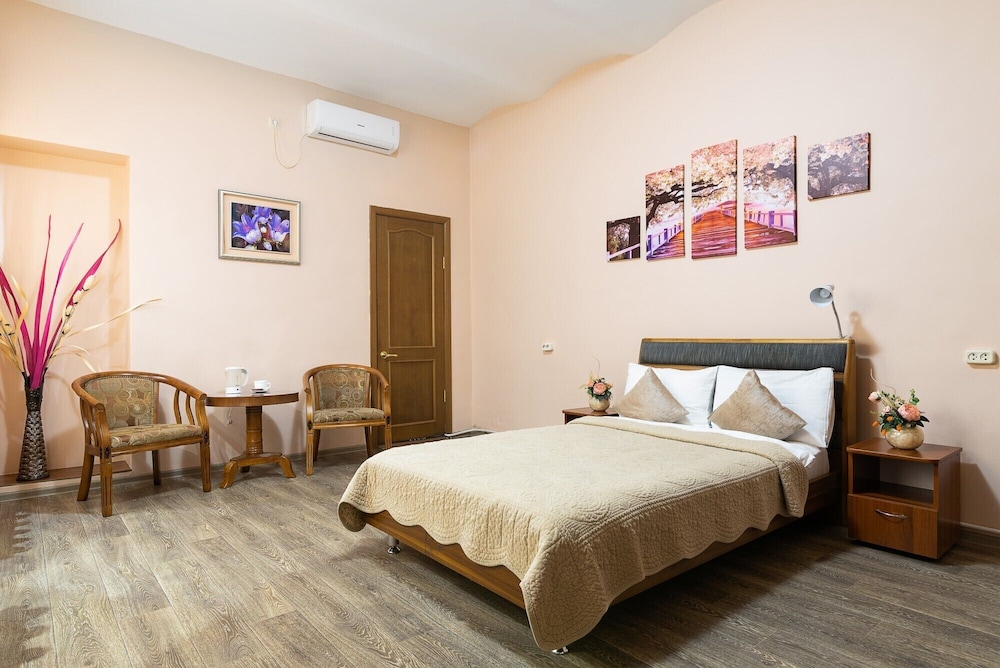 Standard Single Room, No Windows