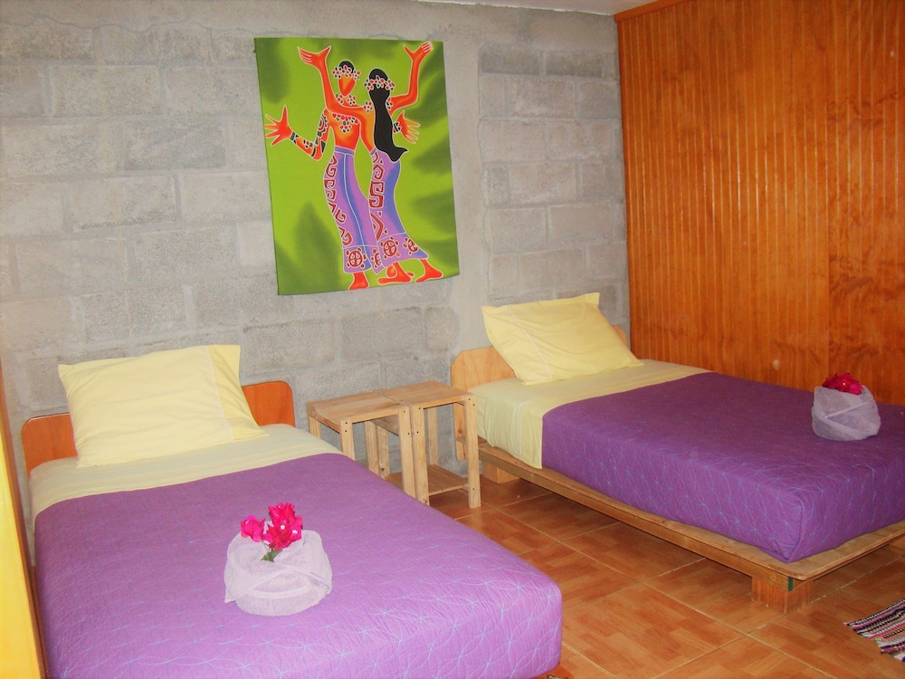 Basic Double Room, 2 Twin Beds photo 1