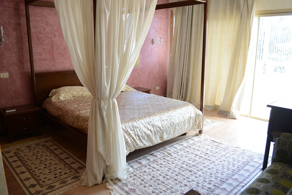 Villa photo 1