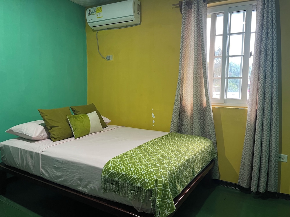 Family Triple Room, Multiple Beds photo 2