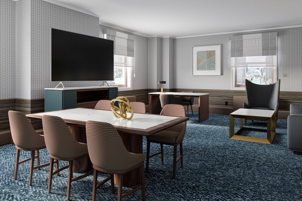 Suite, 1 Bedroom - Photo 2