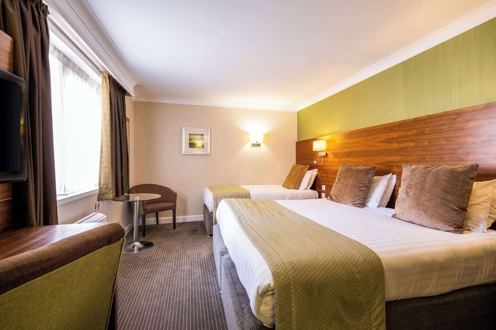 1 Single Bed, 1 Double Bed photo 1