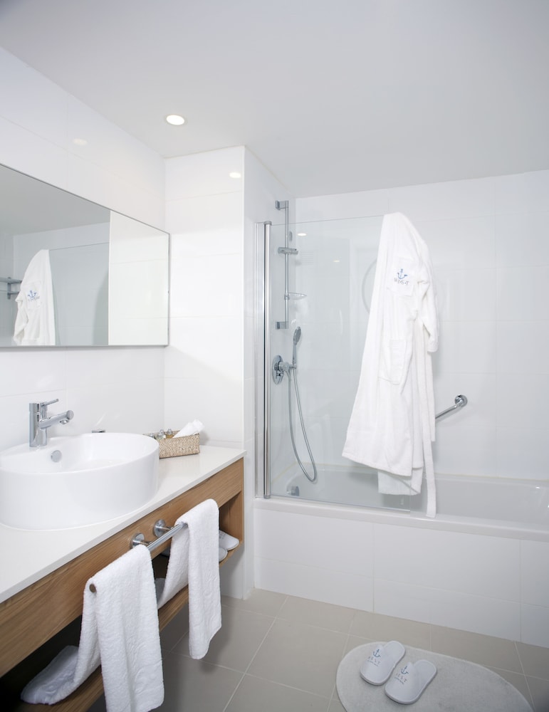 Executive Suite, 1 Bedroom, Balcony, Sea View photo 3