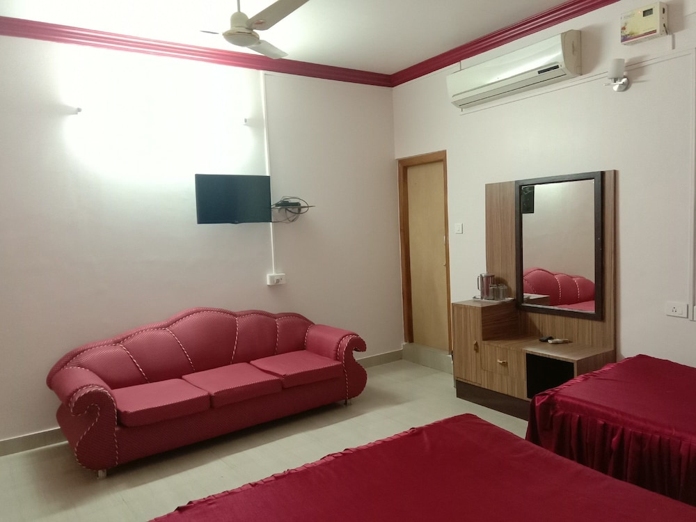 Deluxe Room, 1 Double Bed, Non Smoking photo 1