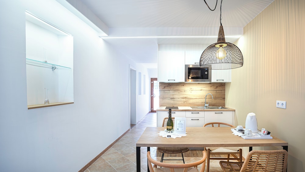 Superior Apartment (2 adults + 1 child)