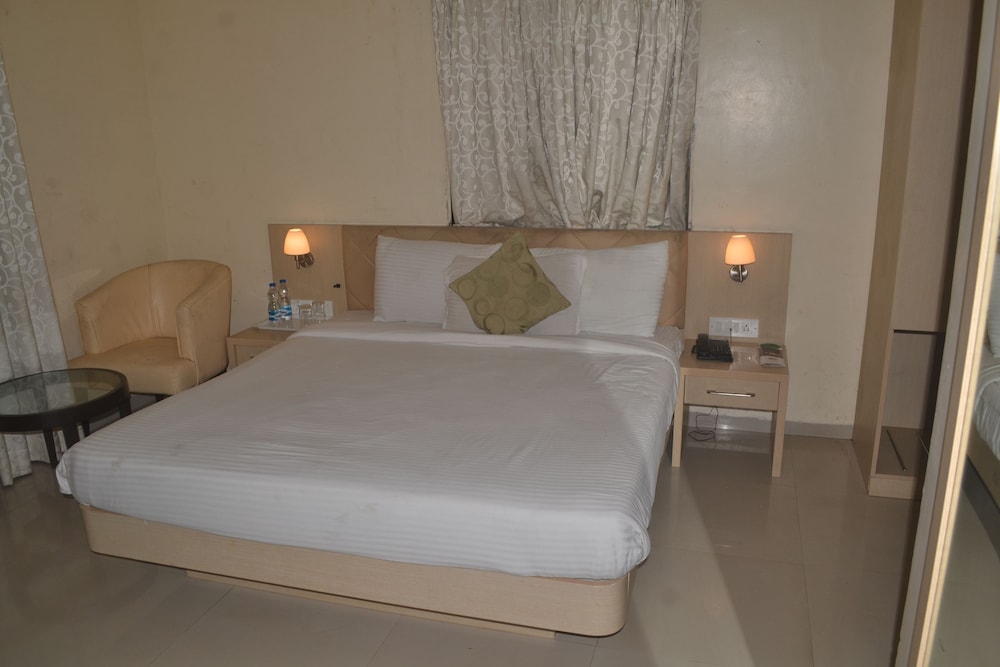 Deluxe Double Room photo 3