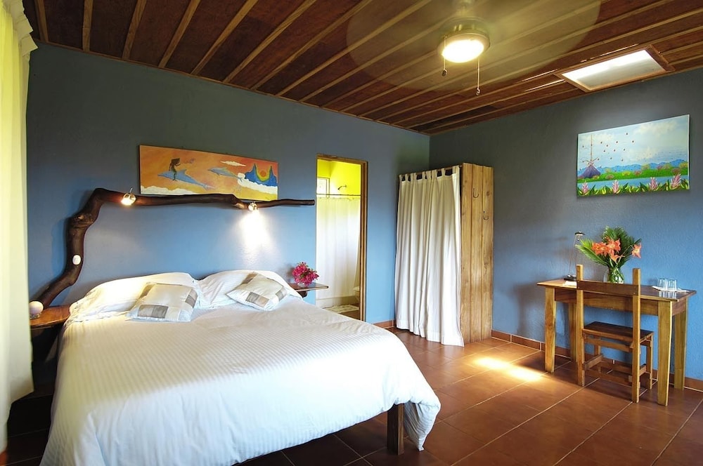 HABITACION TRIPLE ESTANDARD