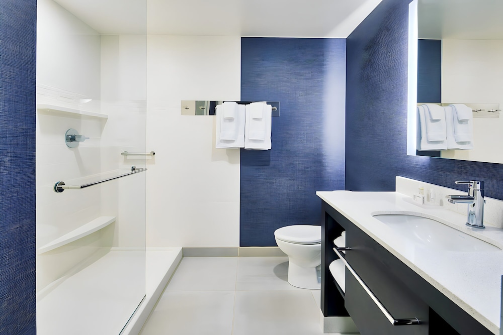 Suite, 1 Bedroom (Hearing Accessible) photo 2