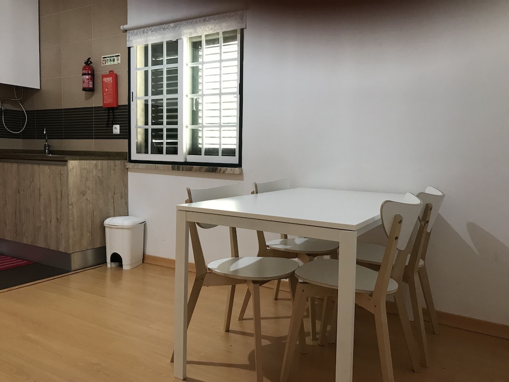 Traditional House, 2 Bedrooms, City View photo 2