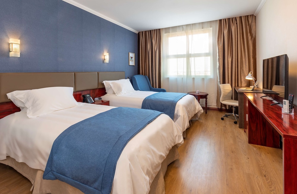 Superior Room, 2 Twin Beds, Non Smoking, Bathtub