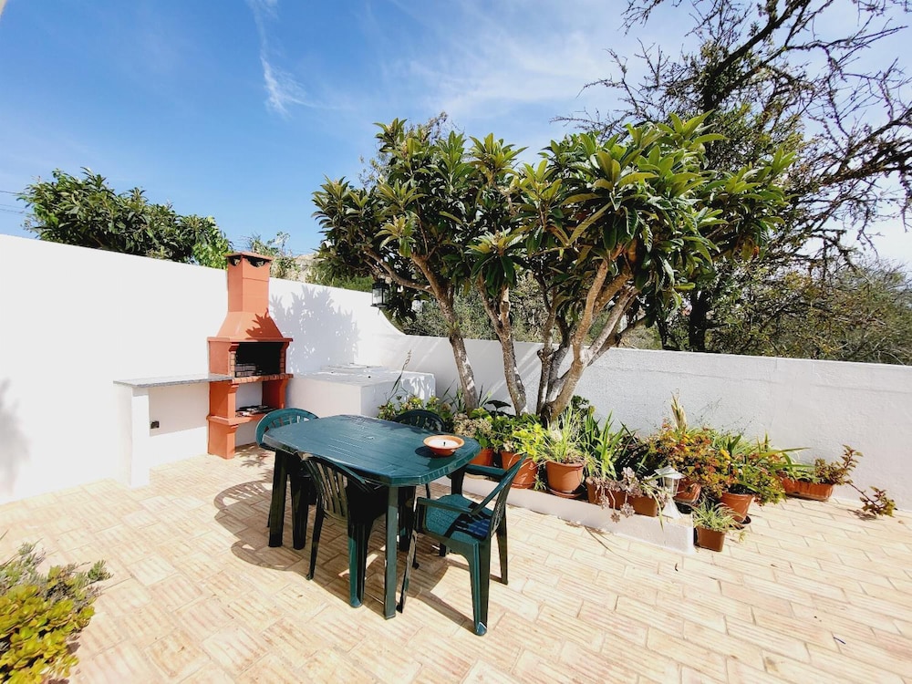 Villa photo 3
