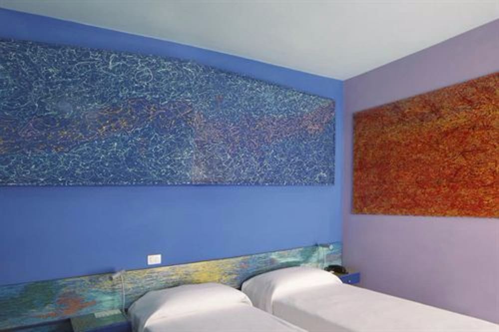 Deluxe Triple Room photo 2