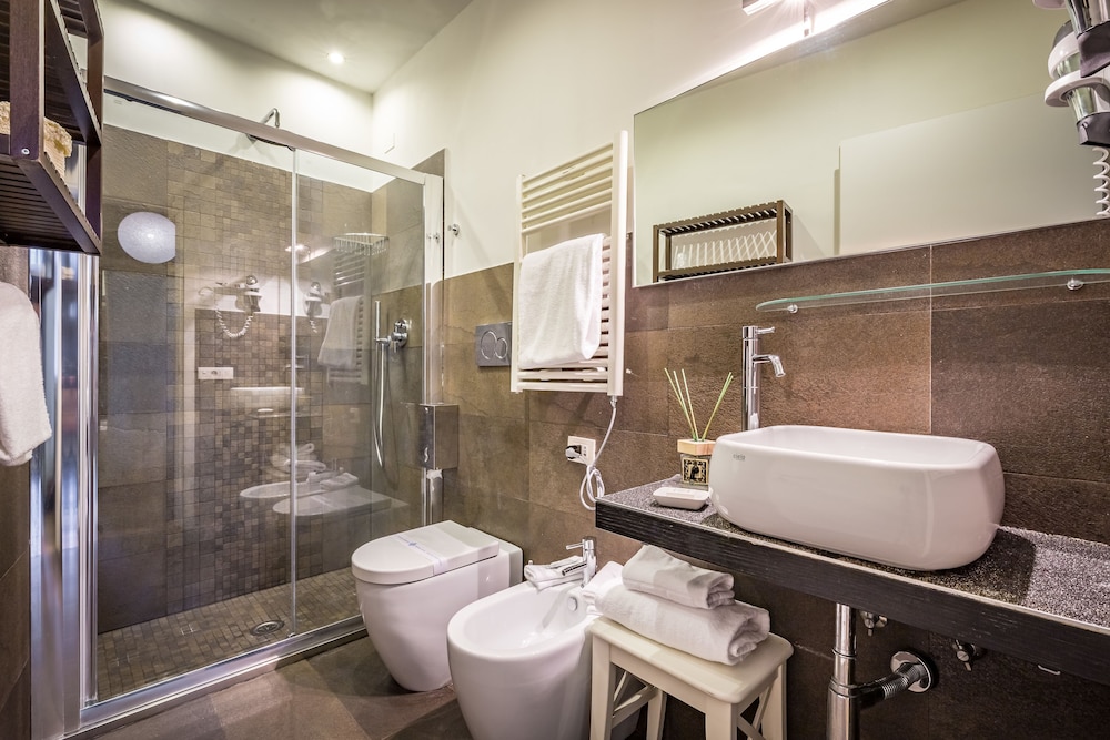 Economy Double Room, Garden View