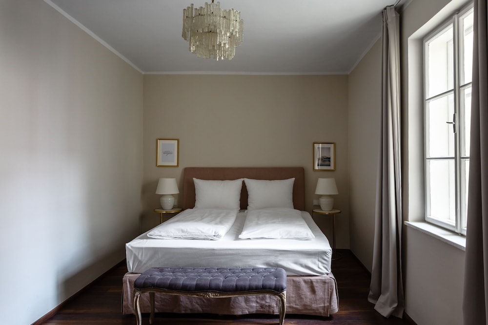 1 Bedroom Apartment, Balcony - Duplex photo 1