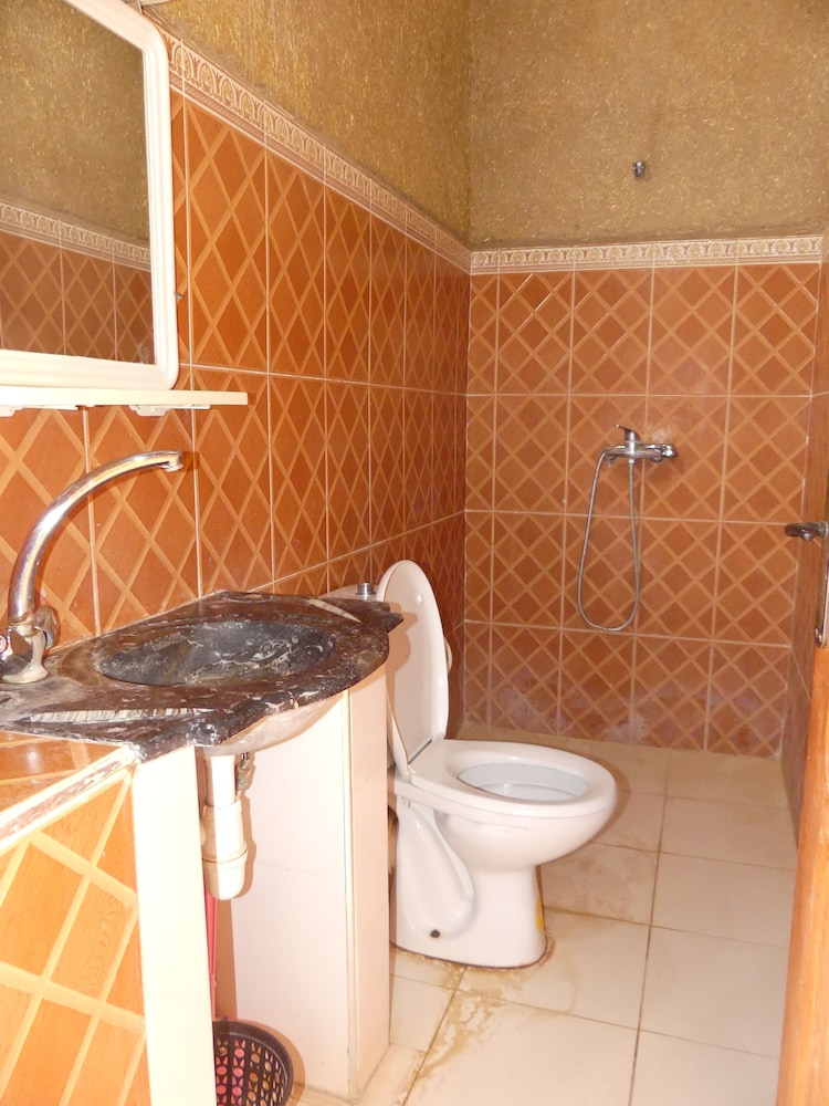 Economy Room photo 2