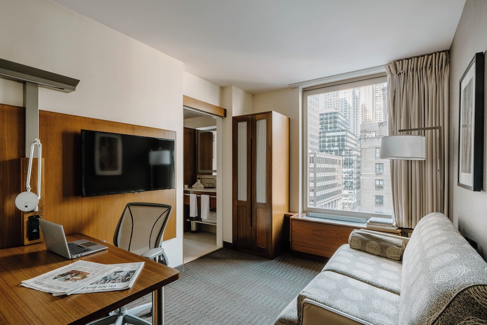 Suite, Kitchenette (One Room)