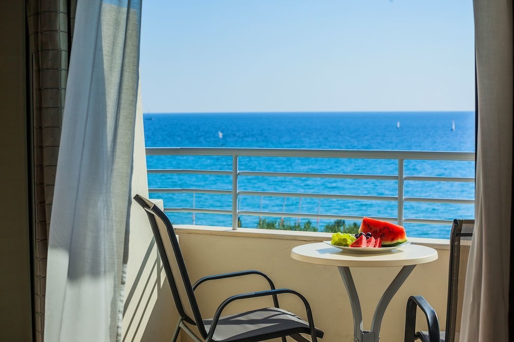 Double or Twin Room, Sea View