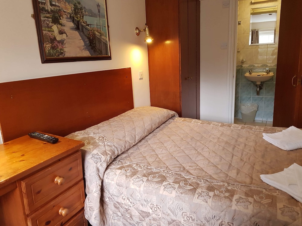 Standard Double Room, Ensuite photo 1